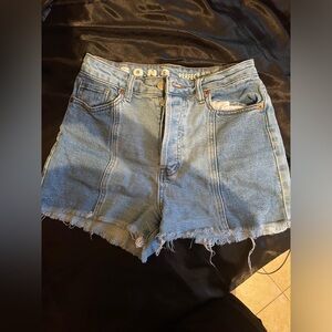 S.O.N.G. Jean Shorts Size 3/26